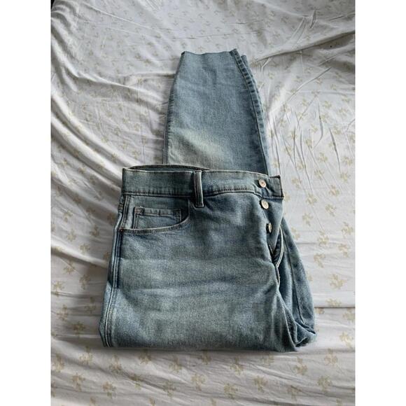 Button-Fly Light Wash Denim Jeans - Picture 2 of 6